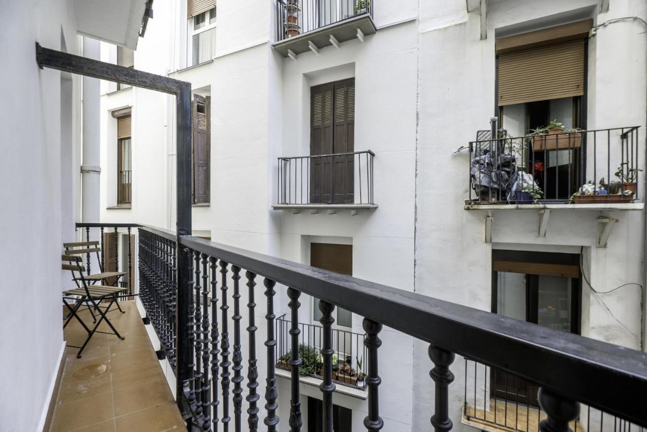Always Easy I Kursaal Apartment Сан Себастиан Екстериор снимка